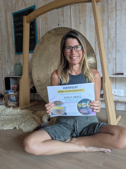 Emily with Gong Player Conscient Certificate