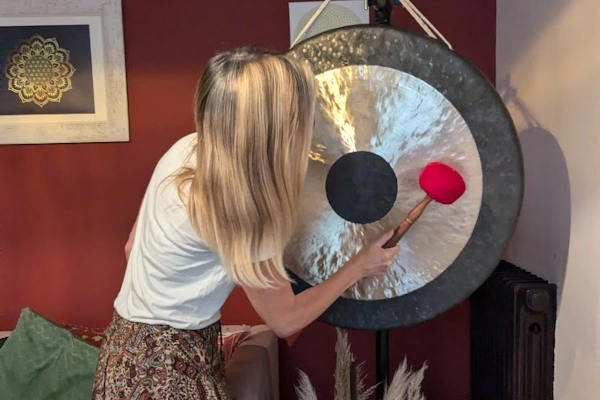 Gong bath